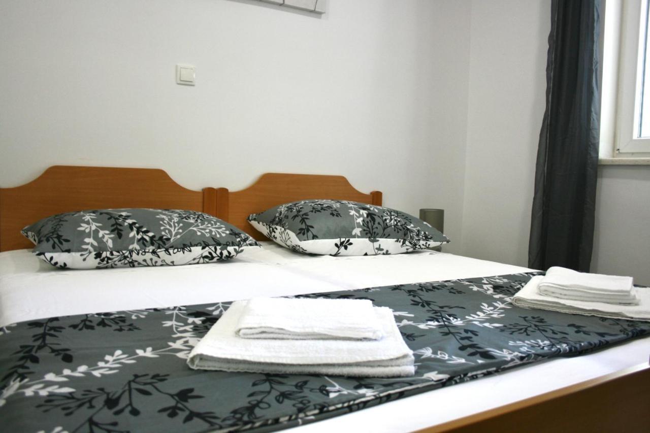 Apartments Antea Trogir Buitenkant foto